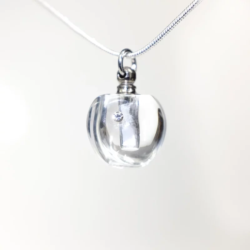 Naszyjnik Plaznatyczny - Jabłko