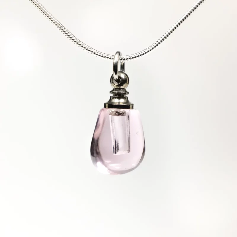 Naszyjnik Plaznatyczny - Różowy Płatek